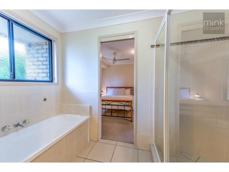 7 Kinross Court, Caloundra West QLD 4551