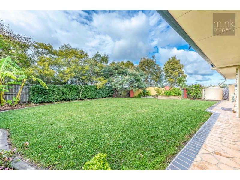 7 Kinross Court, Caloundra West QLD 4551
