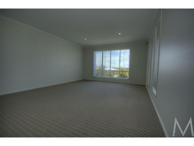 34 KURRIMINE Crescent, BRIGHTWATER, Mountain Creek QLD 4557