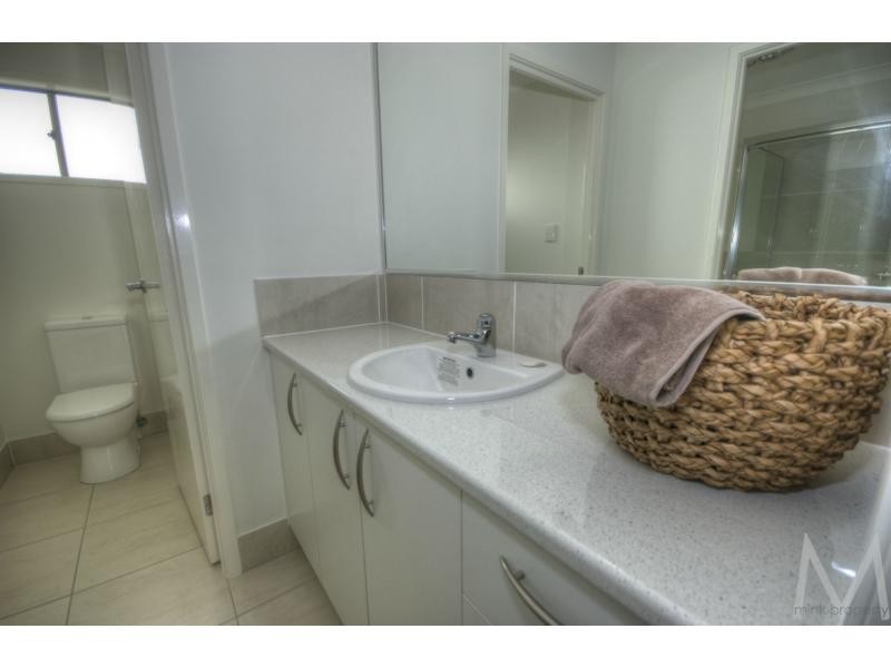 34 KURRIMINE Crescent, BRIGHTWATER, Mountain Creek QLD 4557