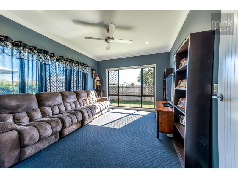 49 SWEETLIP Circuit, BRIGHTWATER, Mountain Creek QLD 4557