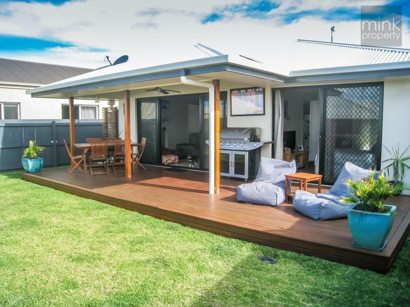 17 Kurrimine Crescent, BRIGHTWATER, Mountain Creek QLD 4557