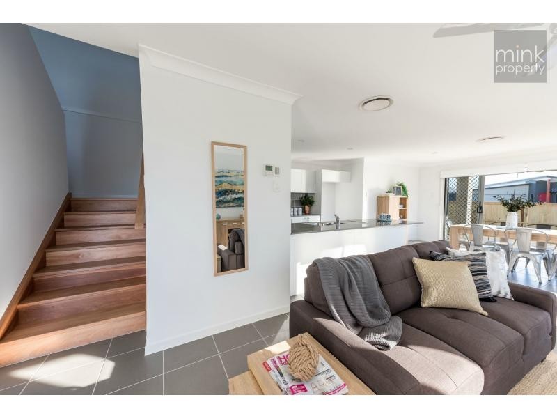 02/02 Daydream Street, BRIGHTWATER, Mountain Creek QLD 4557