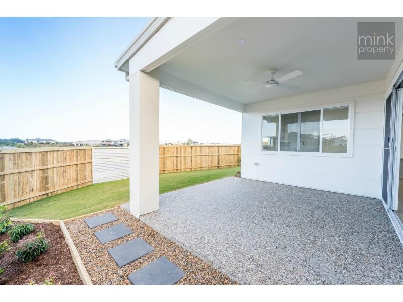 1/1 Henning Court, Brightwater, Mountain Creek QLD 4557