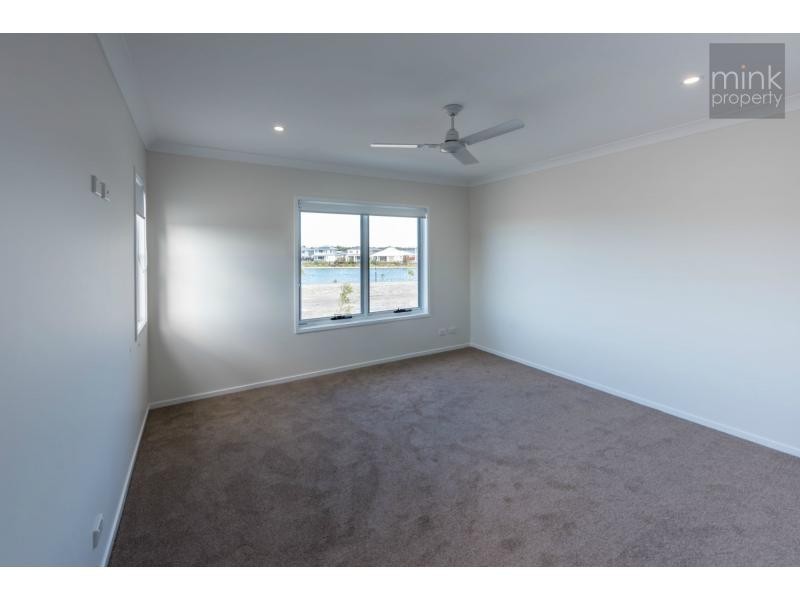 1/1 Henning Court, Brightwater, Mountain Creek QLD 4557