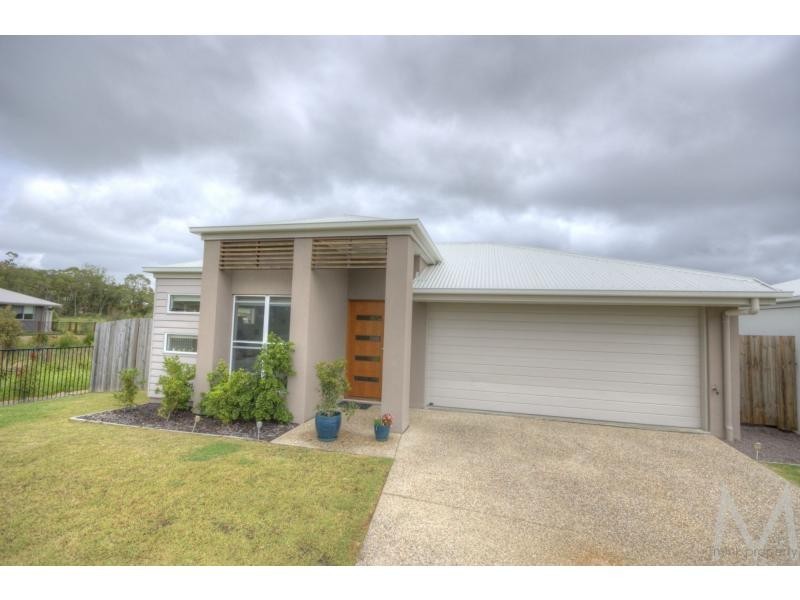 83 LITTLE MOUNTAIN Drive, IVADALE LAKES, Little Mountain QLD 4551