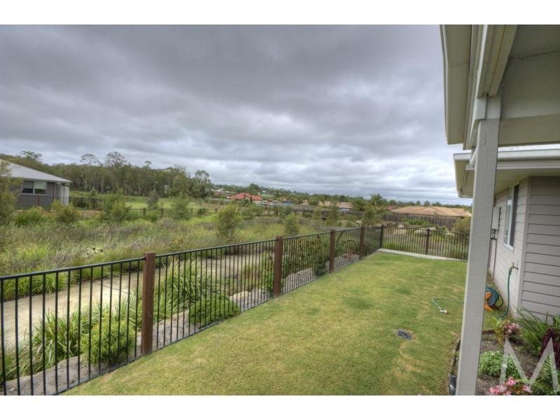 83 LITTLE MOUNTAIN Drive, IVADALE LAKES, Little Mountain QLD 4551