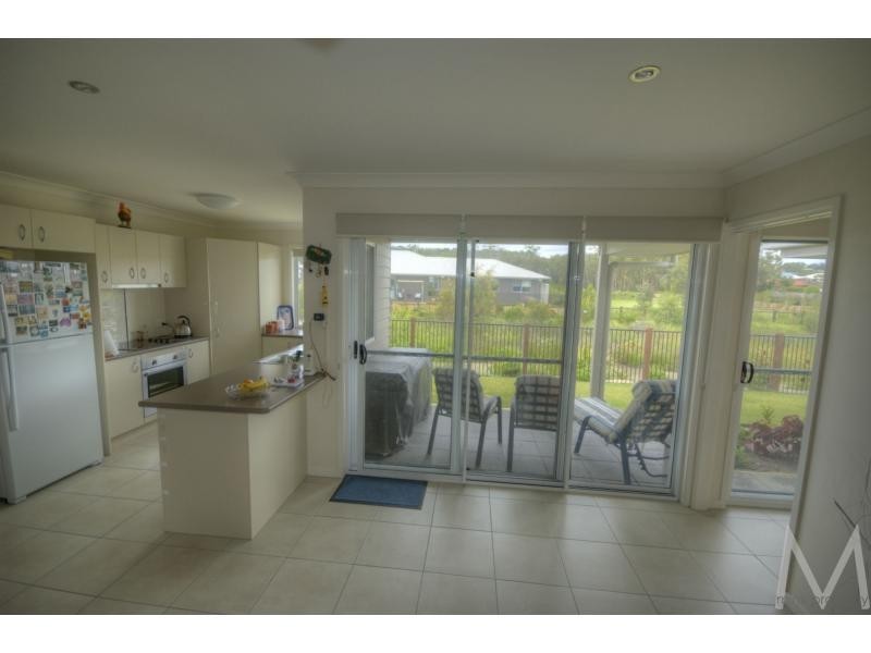 83 LITTLE MOUNTAIN Drive, IVADALE LAKES, Little Mountain QLD 4551