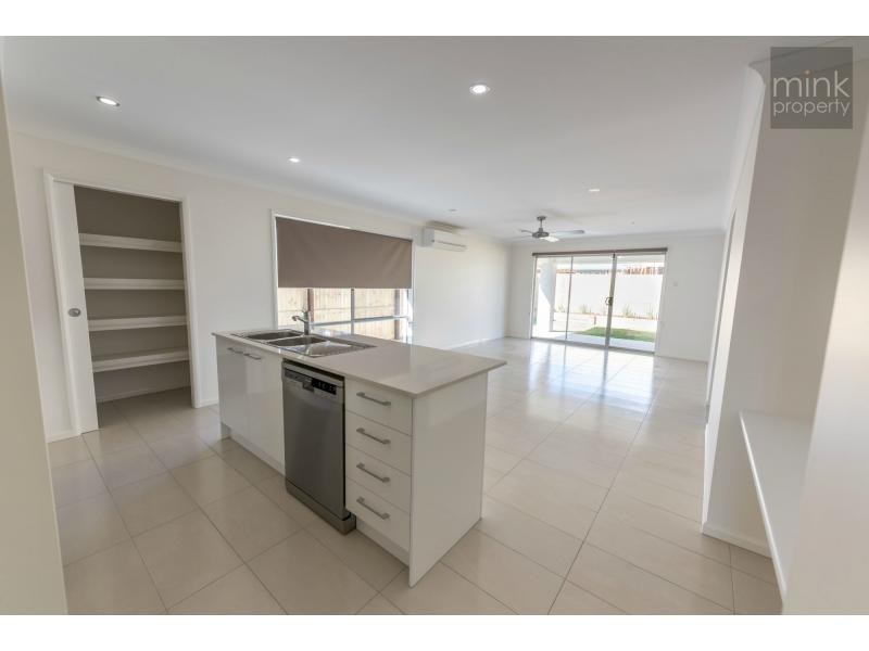 8 Newry Street, Brightwater, Mountain Creek QLD 4557