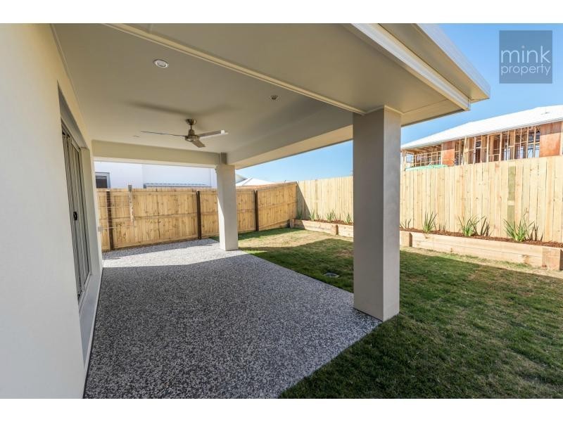 8 Newry Street, Brightwater, Mountain Creek QLD 4557