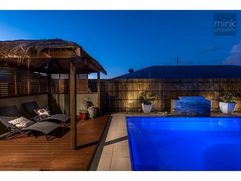 12 MYRTLE Place, BRIGHTWATER, Mountain Creek QLD 4557