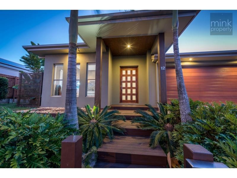 12 MYRTLE Place, BRIGHTWATER, Mountain Creek QLD 4557