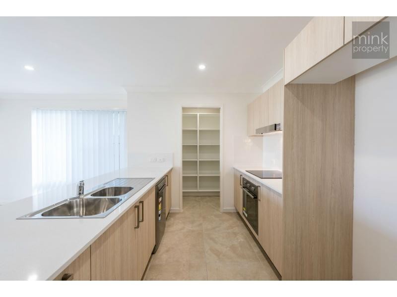 25 Ochre Crescent, BELLS REACH, Caloundra West QLD 4551