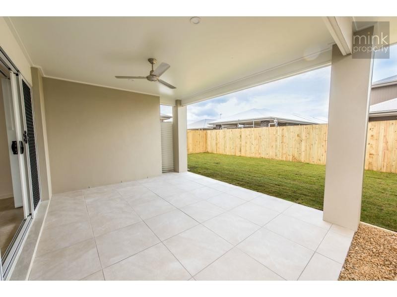 25 Ochre Crescent, BELLS REACH, Caloundra West QLD 4551
