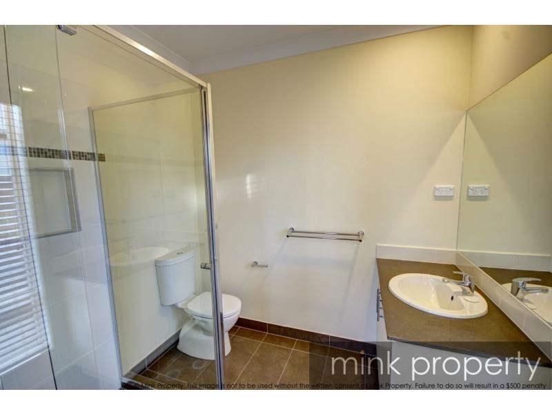 8 Sweetlip Circuit, BRIGHTWATER, Mountain Creek QLD 4557