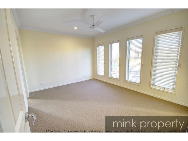 8 Sweetlip Circuit, BRIGHTWATER, Mountain Creek QLD 4557