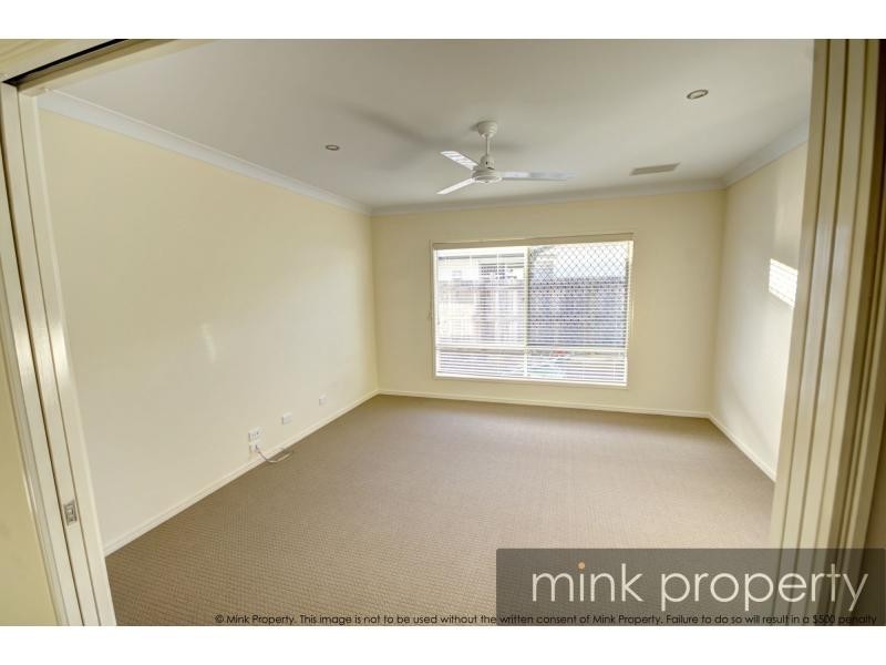 8 Sweetlip Circuit, BRIGHTWATER, Mountain Creek QLD 4557