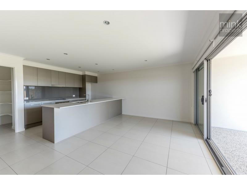 1/44 HASLEWOOD Crescent, Meridan Plains QLD 4551