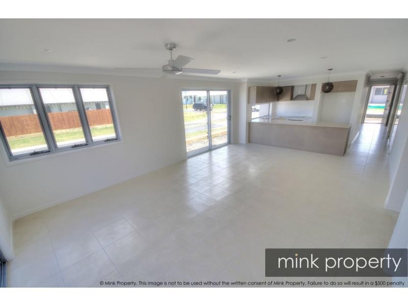3 Bribie Place, BRIGHTWATER, Mountain Creek QLD 4557