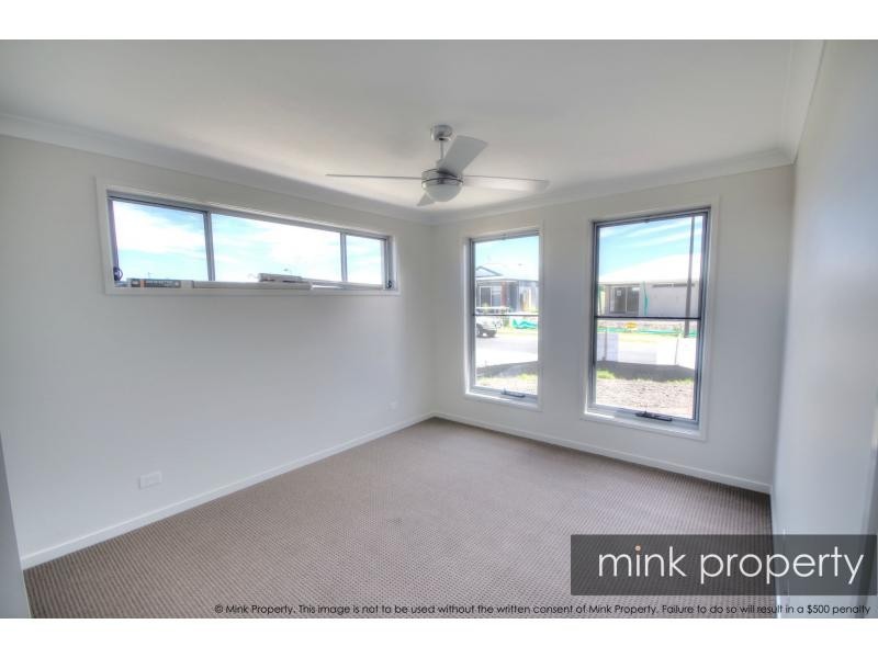 3 Bribie Place, BRIGHTWATER, Mountain Creek QLD 4557