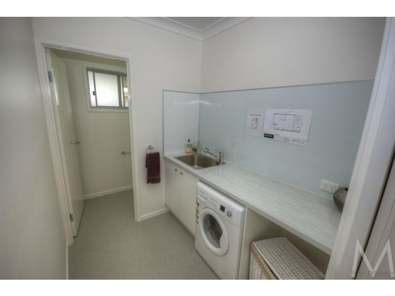 33 PONYTAIL Circuit, BRIGHTWATER, Mountain Creek QLD 4557