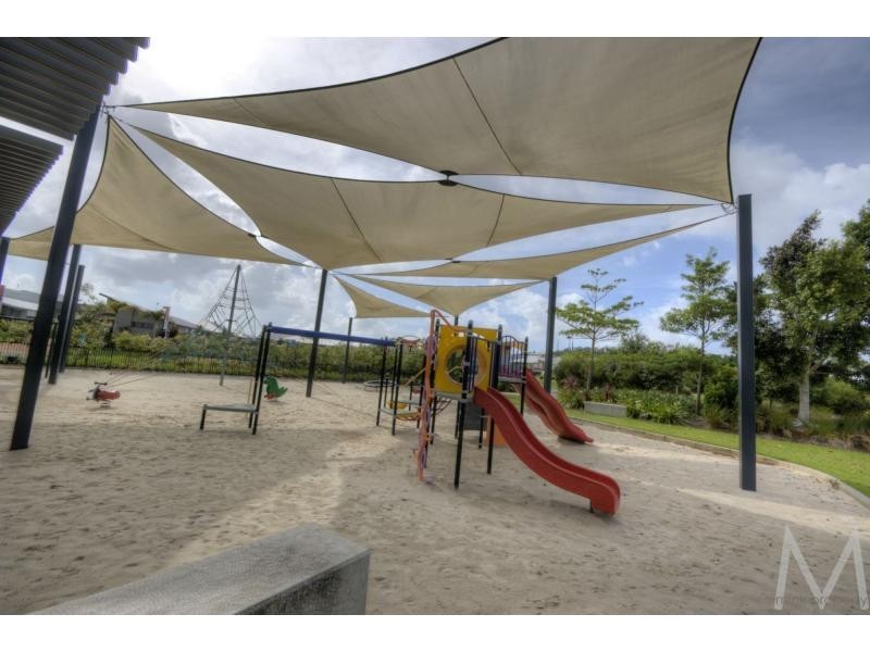 33 PONYTAIL Circuit, BRIGHTWATER, Mountain Creek QLD 4557