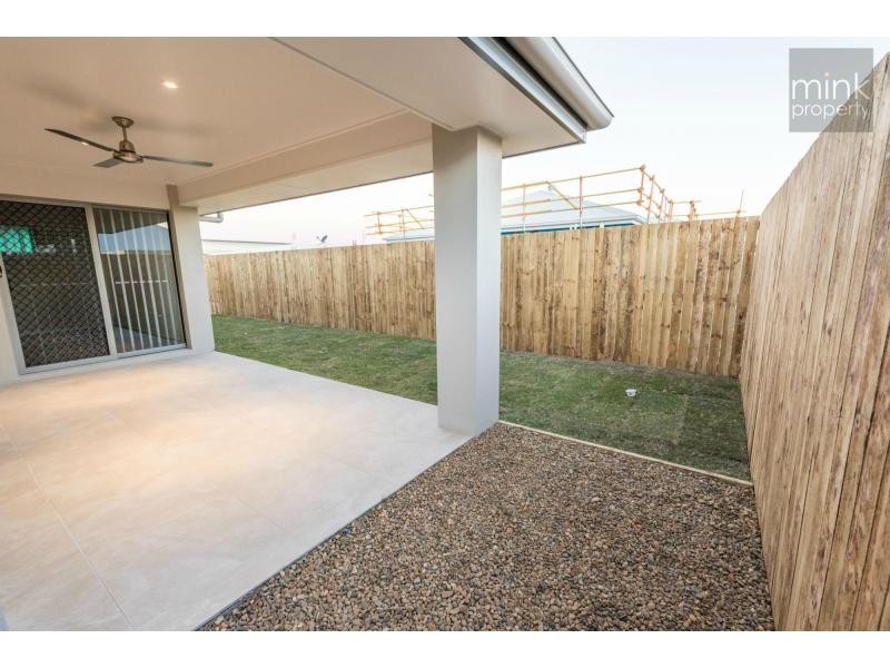 17 Curtis Street, Brightwater, Mountain Creek QLD 4557