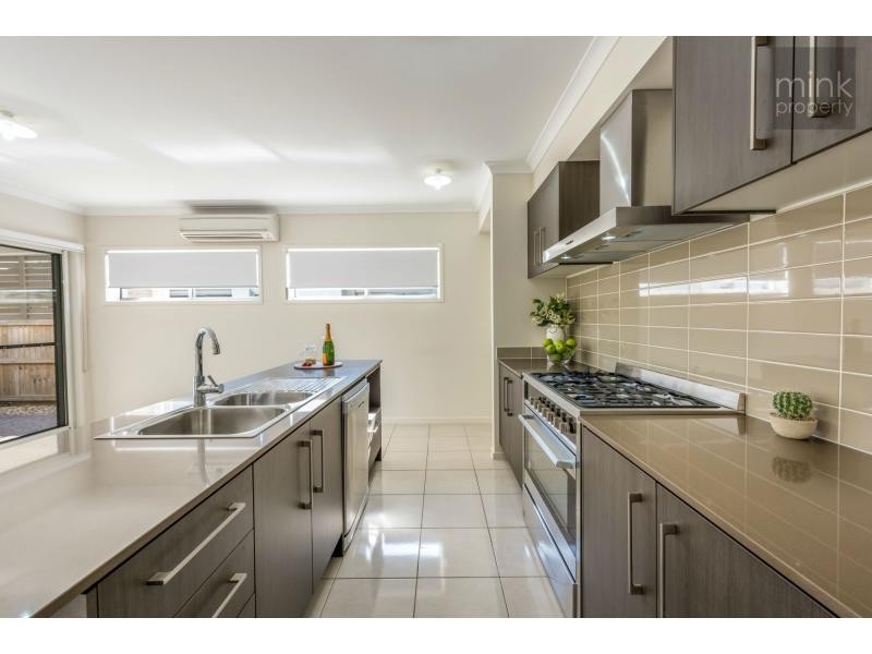 015 SWEETLIP Circuit, Mountain Creek QLD 4557