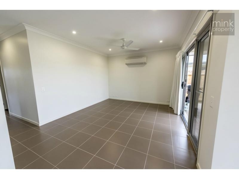 10 Daydream Street, Brightwater, Mountain Creek QLD 4557