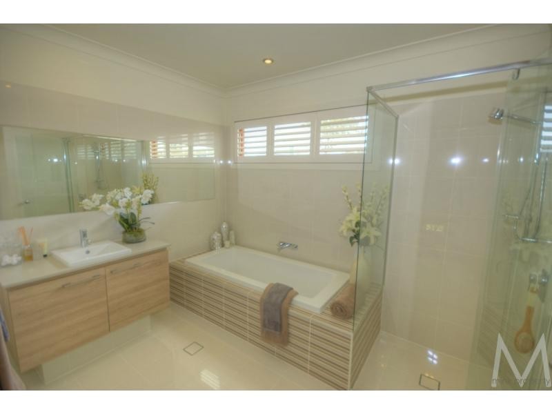 206 THE AVENUE, Peregian Springs QLD 4573