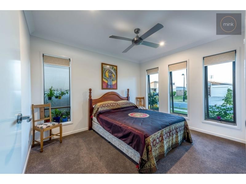 28 MACKEREL Street, BRIGHTWATER, Mountain Creek QLD 4557