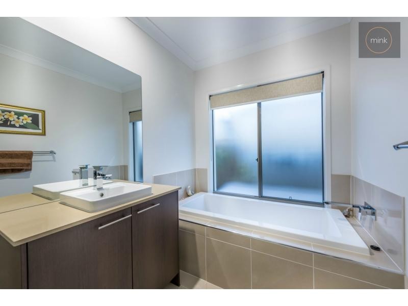 28 MACKEREL Street, BRIGHTWATER, Mountain Creek QLD 4557