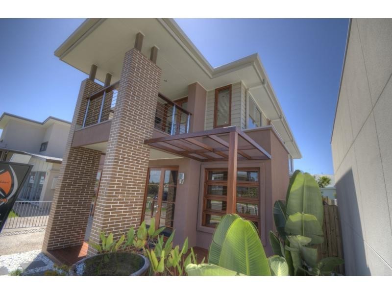 14 SWEEP COURT, BIRTINYA ISLAND, Birtinya QLD 4575
