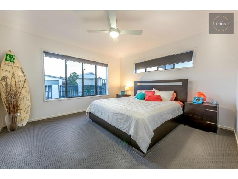 2 RIFLEBIRD Place, BRIGHTWATER, Mountain Creek QLD 4557