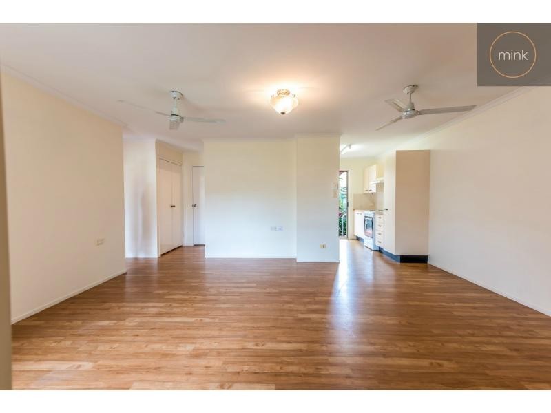 305/6 Melody Ct, Warana QLD 4575