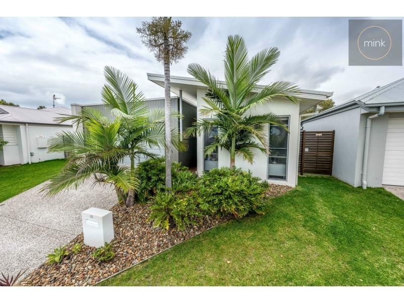 26 Kurrimine Crescent, Brightwater, Mountain Creek QLD 4557