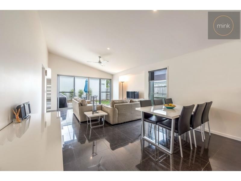 26 Kurrimine Crescent, Brightwater, Mountain Creek QLD 4557