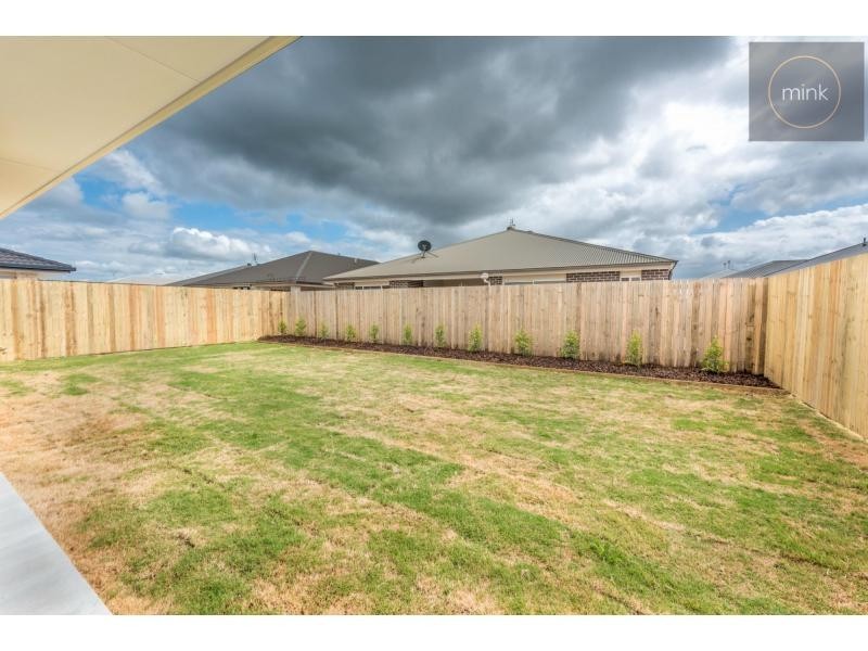 19 OLIVE Circuit, Arbour – Bells Reach, Caloundra West QLD 4551