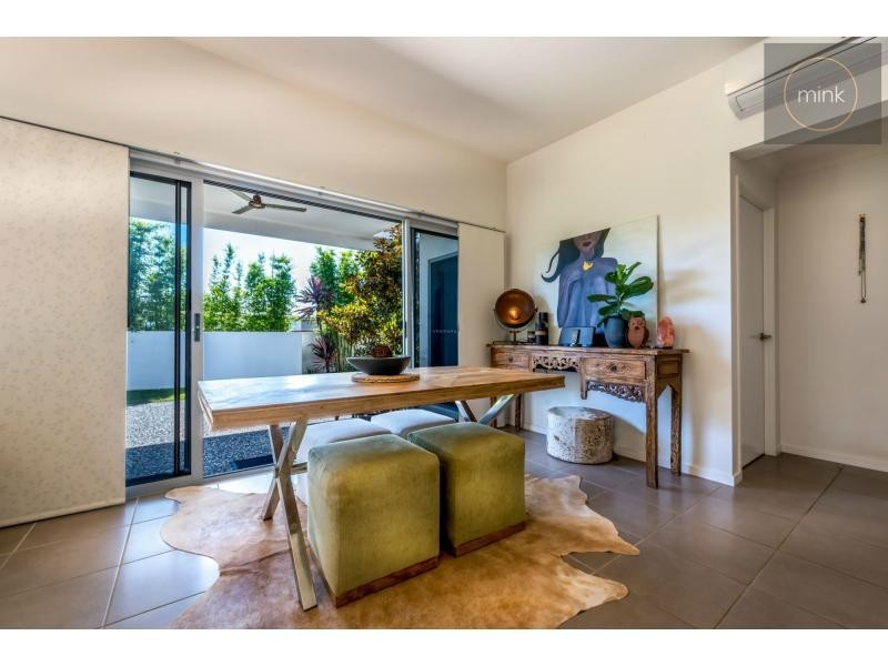 1/8 Holloway Street, BRIGHTWATER, Mountain Creek QLD 4557