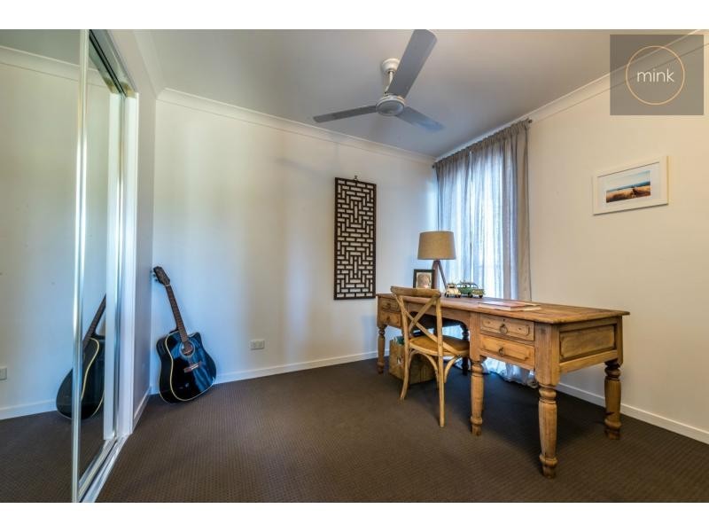 1/8 Holloway Street, BRIGHTWATER, Mountain Creek QLD 4557