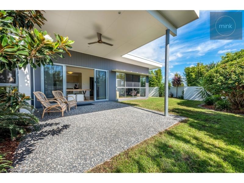 1/8 Holloway Street, BRIGHTWATER, Mountain Creek QLD 4557