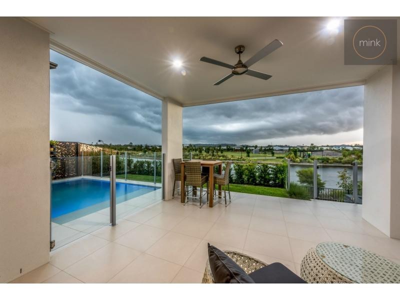 9 Point Court, Brightwater, Mountain Creek QLD 4557