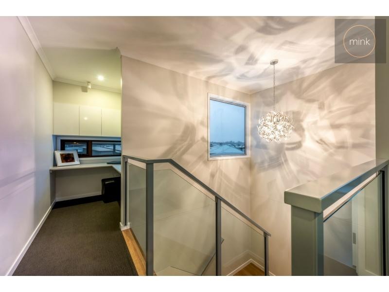 9 Point Court, Brightwater, Mountain Creek QLD 4557