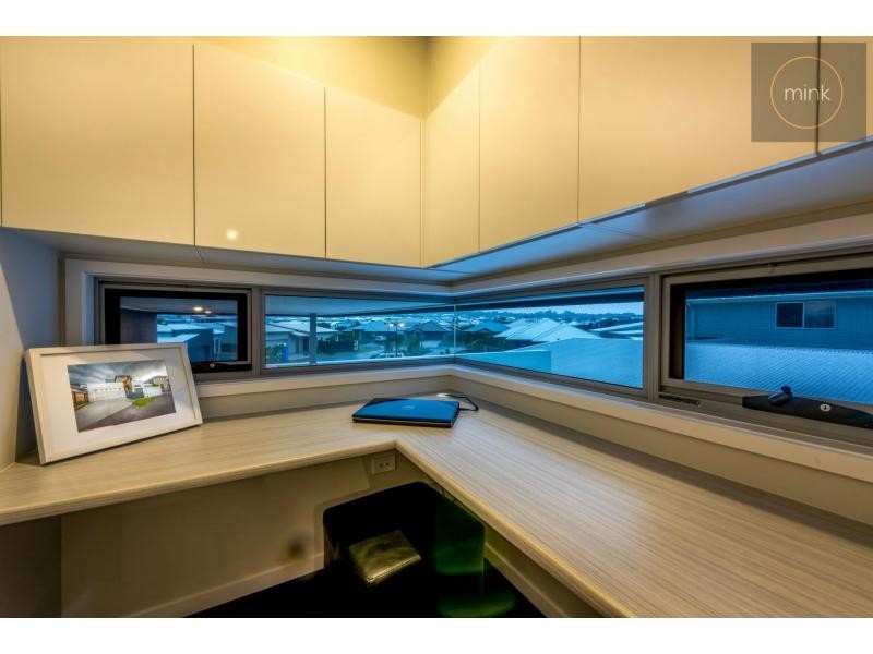 9 Point Court, Brightwater, Mountain Creek QLD 4557