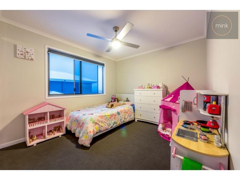 9 Point Court, Brightwater, Mountain Creek QLD 4557