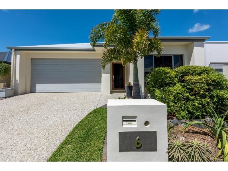 6 Riflebird Place, Brightwater, Mountain Creek QLD 4557