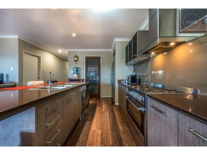 15 YUCCA Court, Brightwater, Mountain Creek QLD 4557