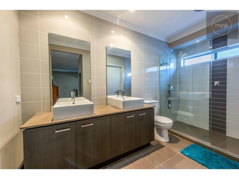 15 YUCCA Court, Brightwater, Mountain Creek QLD 4557