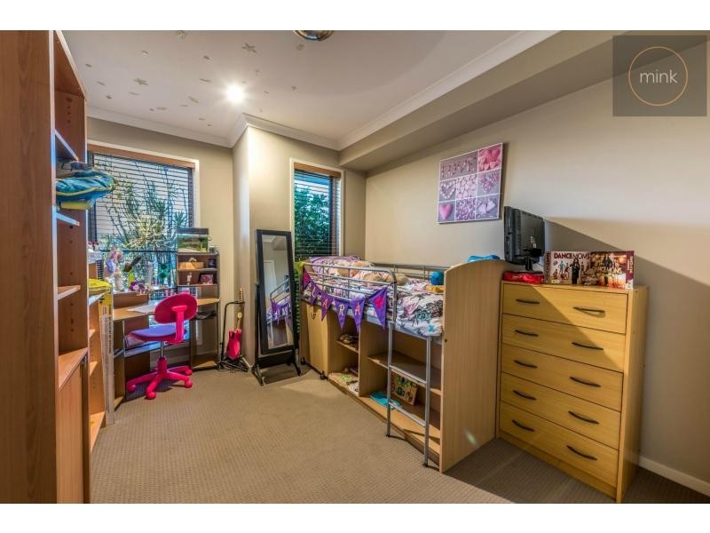 15 YUCCA Court, Brightwater, Mountain Creek QLD 4557