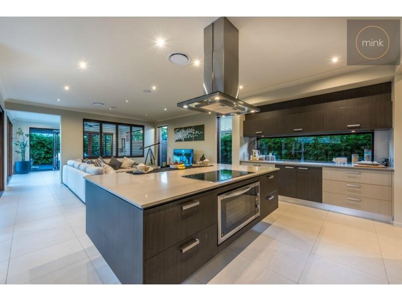 5 Yellow Fin Circuit, BRIGHTWATER, Mountain Creek QLD 4557